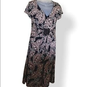 Perceptions brown black  leaf floral 8 dress - measurements in pics